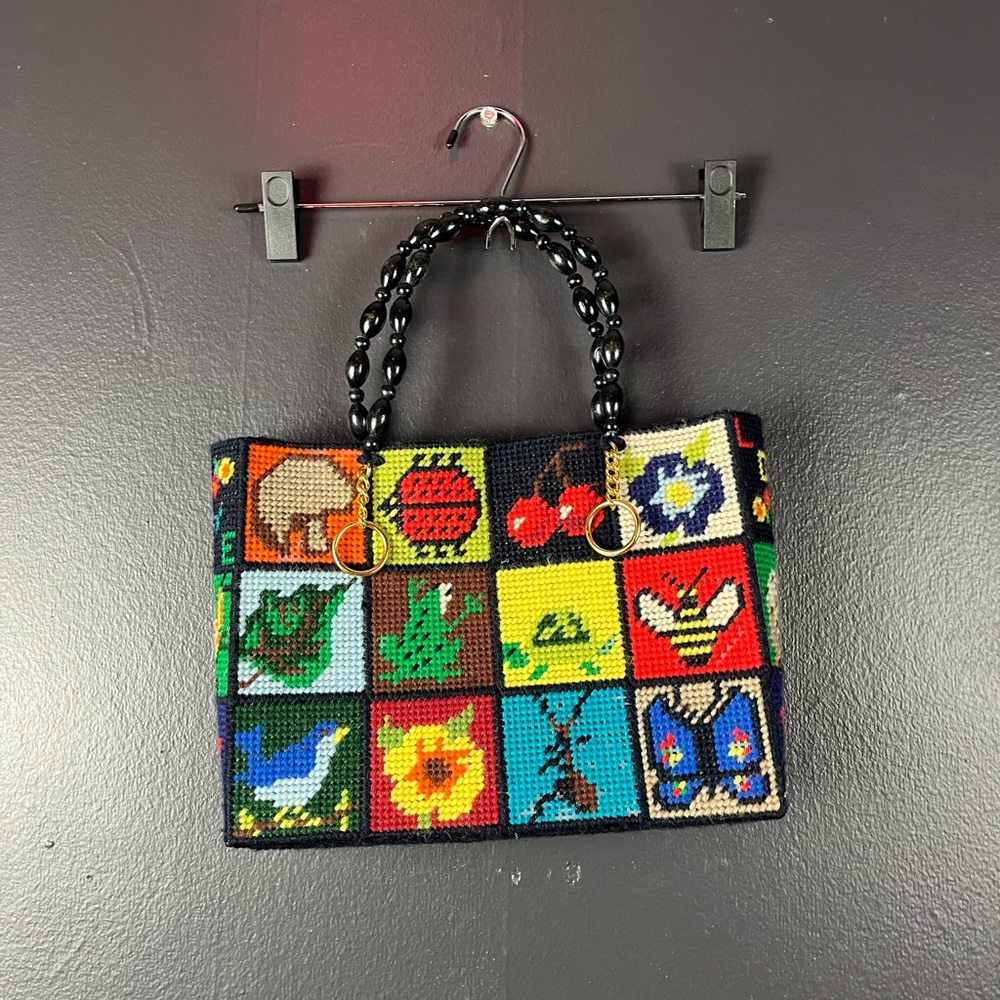 Vintage 70s needlepoint patchwork bag 🧚‍♀️